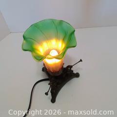 MaxSold Auction: Vintage Triple Cherub & Glass Tulip Lamp - Lakeland (Florida, USA) SELLER MANAGED Reseller Online Auction - Dove Meadow Trail