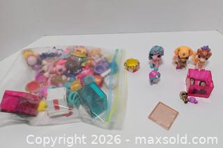 MaxSold Auction: Zuru 5 Surprise Unicorn Squad toys & Accessories  - Lakeland (Florida, USA) SELLER MANAGED Reseller Online Auction - Dove Meadow Trail