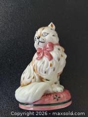 MaxSold Auction: The Franklin Mint Curio Cabinet Cat Collection Figurines Lot - Herend, Staffordshire, Delft, Black Basalt - Columbia (South Carolina, USA) SELLER MANAGED Estate Sale Online Auction - Greengate Drive