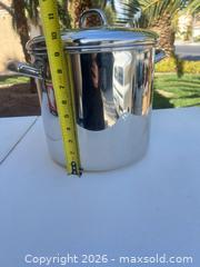 MaxSold Auction: Revere Ware 12 qt Stainless Steel Stock Pot 11 in x 9 in - Las Vegas (Nevada, USA) PARTNER MANAGED Estate Sale Online Auction - Bright Sun Court