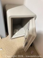 MaxSold Auction: Small Fire Safe - Las Vegas (Nevada, USA) PARTNER MANAGED Estate Sale Online Auction - Bright Sun Court