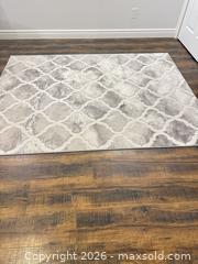 MaxSold Auction: 5x7 Rectangle Trellis Moroccan Area Rug, Gray/Beige/Cream - King (Ontario, Canada) SELLER MANAGED Moving Online Auction - Wells Orchard Crescent