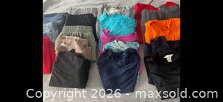 MaxSold Auction: Ladies clothes  - King (Ontario, Canada) SELLER MANAGED Moving Online Auction - Wells Orchard Crescent