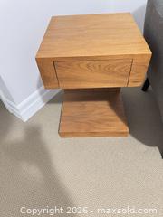 MaxSold Auction: Light Brown Modern Nightstand with 1 Drawer - King (Ontario, Canada) SELLER MANAGED Moving Online Auction - Wells Orchard Crescent