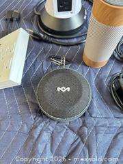 MaxSold Auction: Portable Bluetooth Speaker with Power Tower, USB Charger & Cables - King (Ontario, Canada) SELLER MANAGED Moving Online Auction - Wells Orchard Crescent