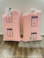 MaxSold Auction: Uline Pink Anti-Static Biodegradable Packing Peanuts, 20 cu ft (2 bags) - King (Ontario, Canada) SELLER MANAGED Moving Online Auction - Wells Orchard Crescent