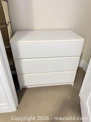 MaxSold Auction: White 3-Drawer Modern Laminate Dresser - King (Ontario, Canada) SELLER MANAGED Moving Online Auction - Wells Orchard Crescent