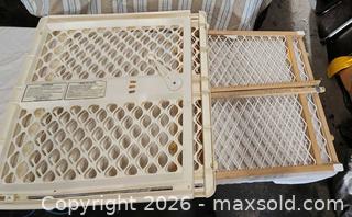MaxSold Auction: Baby or pet gates - Delta (Ontario, Canada) SELLER MANAGED Downsizing Online Auction - King Street (STORAGE)
