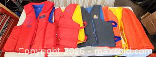 MaxSold Auction: Life jackets #1 - Delta (Ontario, Canada) SELLER MANAGED Downsizing Online Auction - King Street (STORAGE)