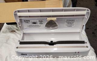 MaxSold Auction: Vacuum sealer - Delta (Ontario, Canada) SELLER MANAGED Downsizing Online Auction - King Street (STORAGE)