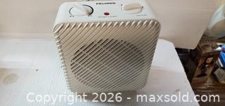 MaxSold Auction: 8" PELONIS ELECTRIC HEATER  - Rockaway (New Jersey, USA) SELLER MANAGED Downsizing Online Auction - Miami Trail