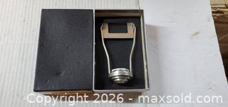 MaxSold Auction: MANSFIELD 8MM MOVIE TITLER W/ BOX  - Rockaway (New Jersey, USA) SELLER MANAGED Downsizing Online Auction - Miami Trail