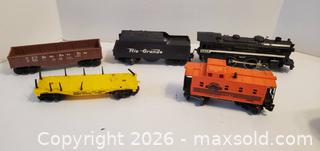 MaxSold Auction: RIO GRANDE 8213 ELECTRIC  TRAIN SET  H/O SIZE WE BELIEVE - Rockaway (New Jersey, USA) SELLER MANAGED Downsizing Online Auction - Miami Trail