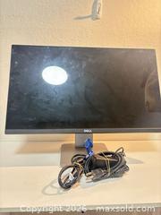 MaxSold Auction: Dell S2415H 24-inch LED Monitor - San Jose (California, USA) SELLER MANAGED Downsizing Online Auction -  Topaz Avenue (STORAGE)