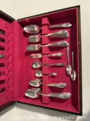 MaxSold Auction: Silver Plate Cutlery, Set of 8 - Mississauga (Ontario, Canada) SELLER MANAGED Estate Sale Online Auction - Lakeside Avenue