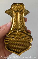 MaxSold Auction: Victorian Style Bronze Finished Metal Figural Ladies Hand Shaped Paper Bill Holder - Toronto (Ontario, Canada) PARTNER MANAGED Reseller Online Auction - Railside Road