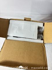 MaxSold Auction: Hampton Bay 120W Low Voltage Landscape Lighting Transformer - Sunnyvale (California, USA) SELLER MANAGED Reseller Online Auction - Reseda Drive