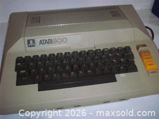 MaxSold Auction: Atari 800 with Keypad - Irondequoit (New York, USA) SELLER MANAGED Downsizing Online Auction -  Harwick Road