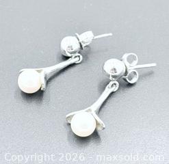 MaxSold Auction: 14K White Gold Pearl Drop Earrings 2.4g - Esquimalt (British Columbia, Canada) PARTNER MANAGED Reseller Online Auction -  Lampson Street