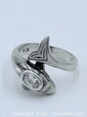MaxSold Auction: 925 Sterling Silver Dolphin Ring 4.9g Size 6 - Esquimalt (British Columbia, Canada) PARTNER MANAGED Reseller Online Auction -  Lampson Street