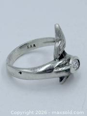 MaxSold Auction: 925 Sterling Silver Dolphin Ring 4.9g Size 6 - Esquimalt (British Columbia, Canada) PARTNER MANAGED Reseller Online Auction -  Lampson Street