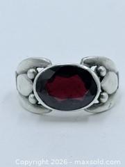 MaxSold Auction: 925 Sterling Silver Garnet Ring Size 10 - Esquimalt (British Columbia, Canada) PARTNER MANAGED Reseller Online Auction -  Lampson Street