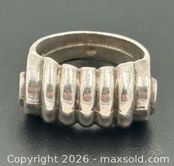 MaxSold Auction: 925 Sterling Silver Ring 6.7g Size 7 - Esquimalt (British Columbia, Canada) PARTNER MANAGED Reseller Online Auction -  Lampson Street