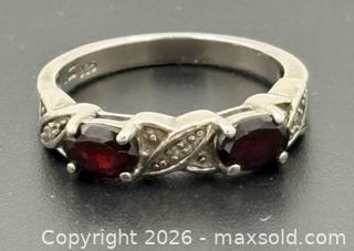 MaxSold Auction: 925 Sterling Silver Ring Size 7 - Esquimalt (British Columbia, Canada) PARTNER MANAGED Reseller Online Auction -  Lampson Street