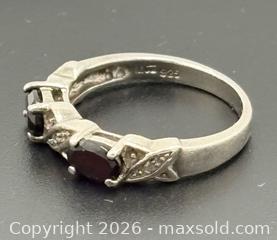 MaxSold Auction: 925 Sterling Silver Ring Size 7 - Esquimalt (British Columbia, Canada) PARTNER MANAGED Reseller Online Auction -  Lampson Street