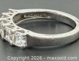 MaxSold Auction: 925 Sterling Silver Ring Size 7 - Esquimalt (British Columbia, Canada) PARTNER MANAGED Reseller Online Auction -  Lampson Street