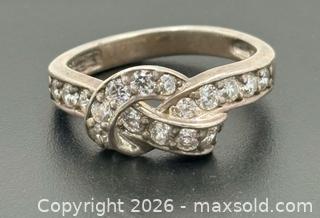 MaxSold Auction: 925 Sterling Silver Ring Size 9 - Esquimalt (British Columbia, Canada) PARTNER MANAGED Reseller Online Auction -  Lampson Street