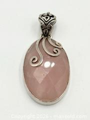 MaxSold Auction: 925 Sterling Silver Rose Quartz Pendant 10.9g - Esquimalt (British Columbia, Canada) PARTNER MANAGED Reseller Online Auction -  Lampson Street