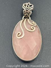 MaxSold Auction: 925 Sterling Silver Rose Quartz Pendant 10.9g - Esquimalt (British Columbia, Canada) PARTNER MANAGED Reseller Online Auction -  Lampson Street