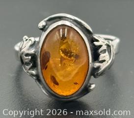 MaxSold Auction: Amber 925 Sterling Silver Ring 3.4g Size 5 - Esquimalt (British Columbia, Canada) PARTNER MANAGED Reseller Online Auction -  Lampson Street