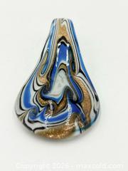 MaxSold Auction: Blown Glass Pendant  - Esquimalt (British Columbia, Canada) PARTNER MANAGED Reseller Online Auction -  Lampson Street