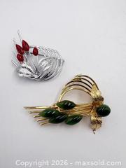 MaxSold Auction: Jade and Coral Vintage Brooches - Esquimalt (British Columbia, Canada) PARTNER MANAGED Reseller Online Auction -  Lampson Street