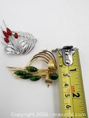 MaxSold Auction: Jade and Coral Vintage Brooches - Esquimalt (British Columbia, Canada) PARTNER MANAGED Reseller Online Auction -  Lampson Street