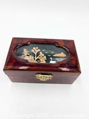 MaxSold Auction: Jewelry Box  - Esquimalt (British Columbia, Canada) PARTNER MANAGED Reseller Online Auction -  Lampson Street