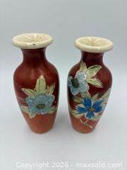 MaxSold Auction: Pair of Vases  - Esquimalt (British Columbia, Canada) PARTNER MANAGED Reseller Online Auction -  Lampson Street