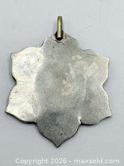 MaxSold Auction: Pendant  - Esquimalt (British Columbia, Canada) PARTNER MANAGED Reseller Online Auction -  Lampson Street