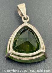 MaxSold Auction: Peridot 925 Sterling Silver Pendant  - Esquimalt (British Columbia, Canada) PARTNER MANAGED Reseller Online Auction -  Lampson Street