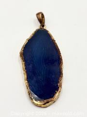 MaxSold Auction: Slab Gold Guilt Pendant  - Esquimalt (British Columbia, Canada) PARTNER MANAGED Reseller Online Auction -  Lampson Street