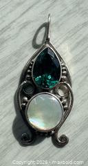 MaxSold Auction: Sterling Silver Pendant Pearl Green Gem Stone - Esquimalt (British Columbia, Canada) PARTNER MANAGED Reseller Online Auction -  Lampson Street