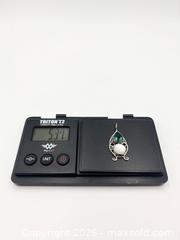 MaxSold Auction: Sterling Silver Pendant Pearl Green Gem Stone - Esquimalt (British Columbia, Canada) PARTNER MANAGED Reseller Online Auction -  Lampson Street
