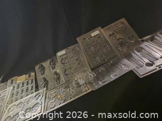 MaxSold Auction: Chocolate Molds - Loyalist (Ontario, Canada) SELLER MANAGED Downsizing Online Auction - Somerset Drive