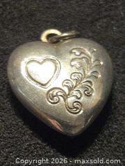MaxSold Auction: Sterling Heart Pendant  - Loyalist (Ontario, Canada) SELLER MANAGED Downsizing Online Auction - Somerset Drive