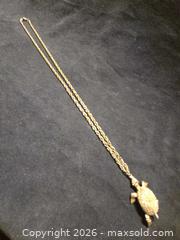 MaxSold Auction: Vintage Turtle Necklace  - Loyalist (Ontario, Canada) SELLER MANAGED Downsizing Online Auction - Somerset Drive