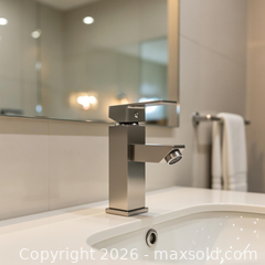 MaxSold Auction: Brushed nickel faucet (New in the original sealed packaging) - Toronto (Ontario, Canada) SELLER MANAGED Reseller Online Auction - Magnetic Drive