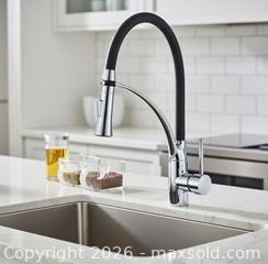 MaxSold Auction: The Verona Flex Arc Kitchen Faucet – Modern Elegance in Motion(New in the original sealed packaging) - Toronto (Ontario, Canada) SELLER MANAGED Reseller Online Auction - Magnetic Drive