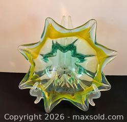 MaxSold Auction: MCM Art Glass - Douglas (Massachusetts, USA) PARTNER MANAGED Estate Sale Online Auction - Southwest Main Street